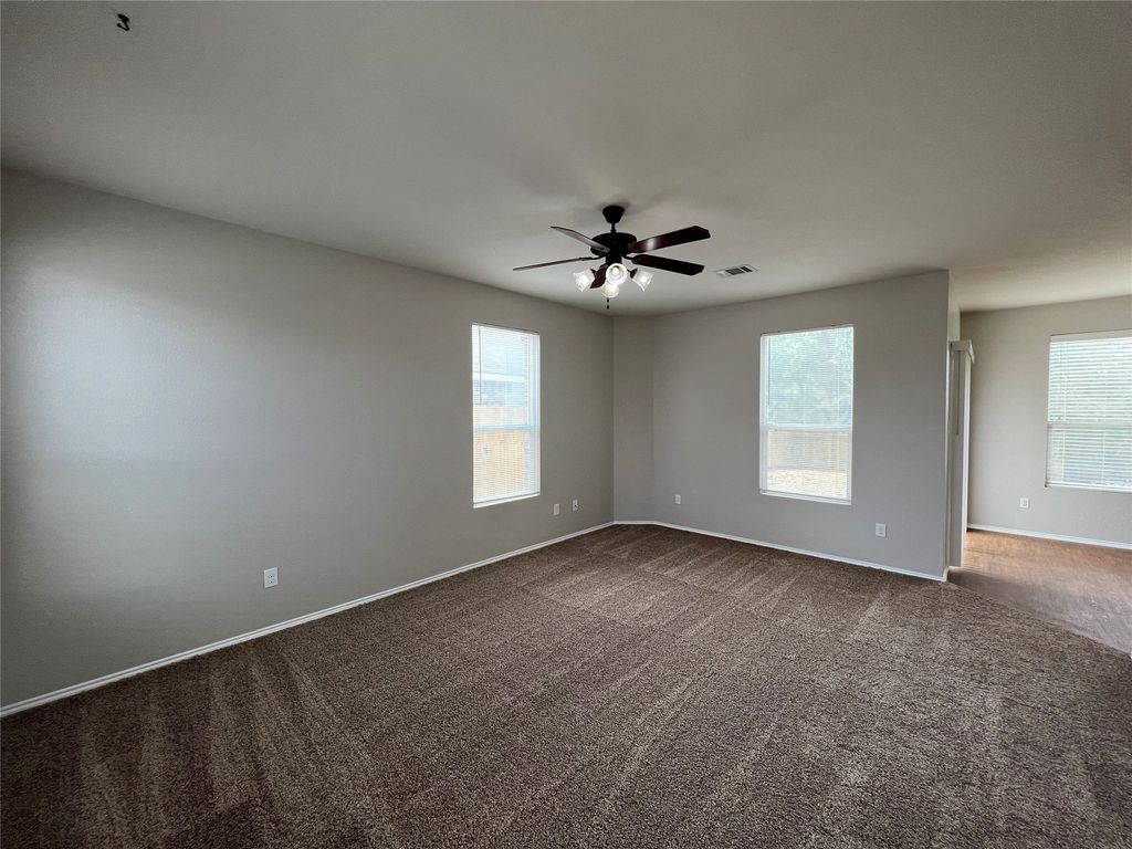 8453 Shallow Creek Drive, Fort Worth, TX 76179