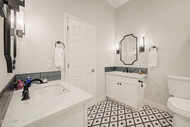 7236 W PARADISE Lane, Peoria, AZ 85382