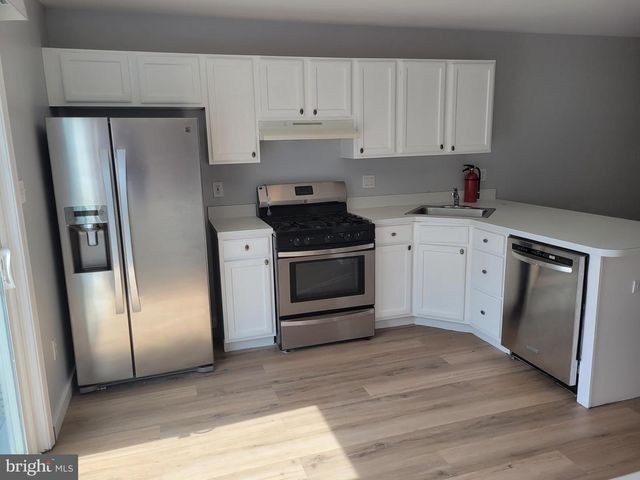 43 HETTON CT, Glassboro, NJ 08028