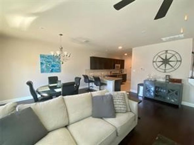 432 Hunt Drive, Lewisville, TX 75067