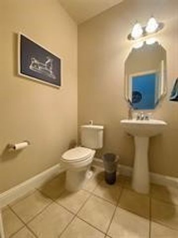 432 Hunt Drive, Lewisville, TX 75067