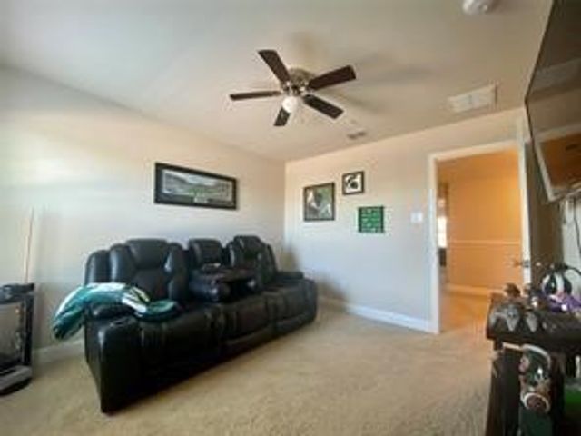 432 Hunt Drive, Lewisville, TX 75067