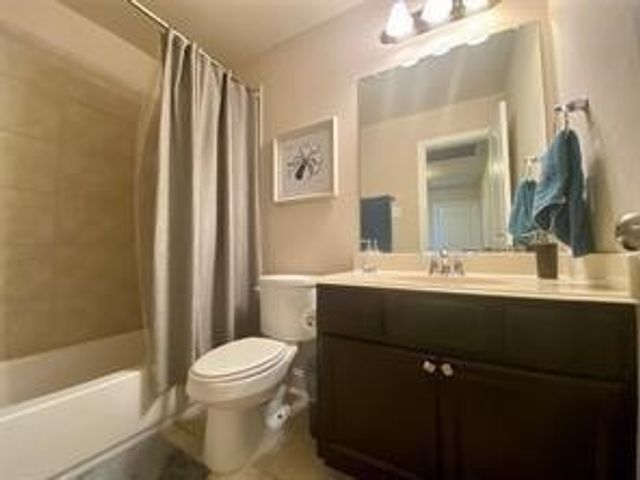 432 Hunt Drive, Lewisville, TX 75067