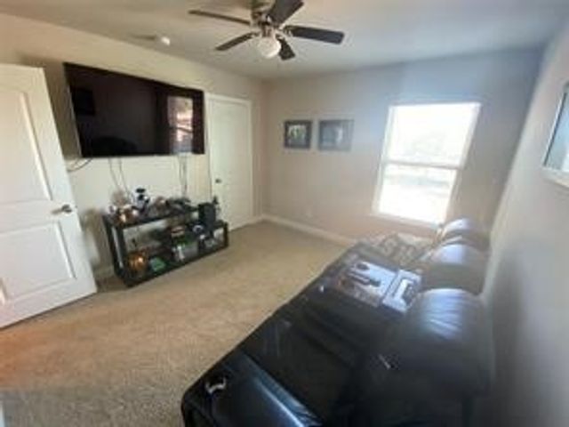 432 Hunt Drive, Lewisville, TX 75067