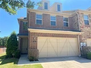 432 Hunt Drive, Lewisville, TX 75067