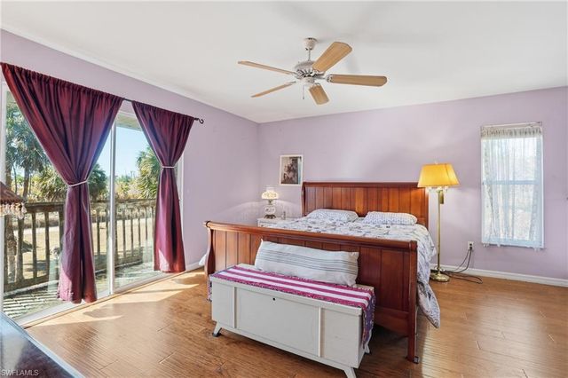 3925 14th AVE SE, Naples, FL 34117