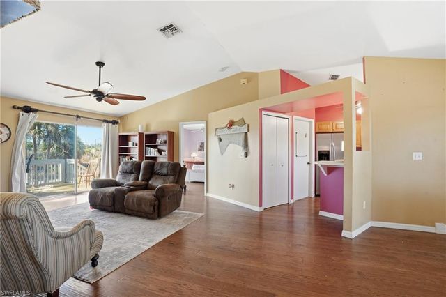 3925 14th AVE SE, Naples, FL 34117