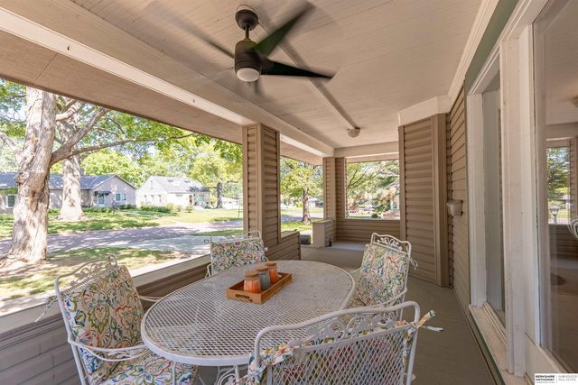 623 S Adams Street, Papillion, NE 68046