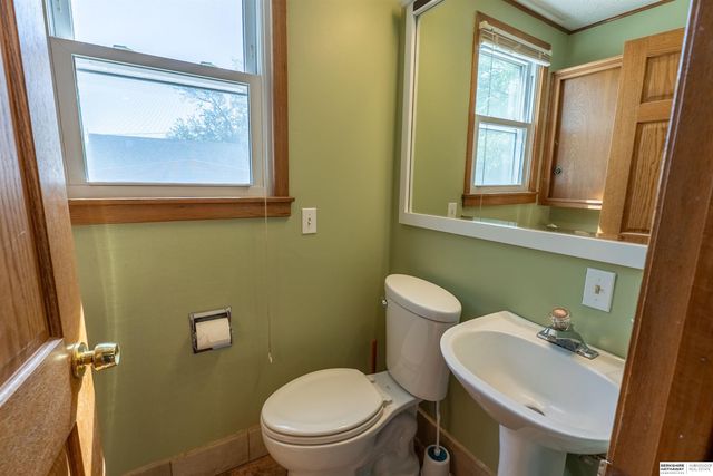 623 S Adams Street, Papillion, NE 68046