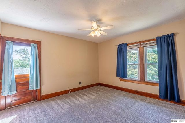 623 S Adams Street, Papillion, NE 68046