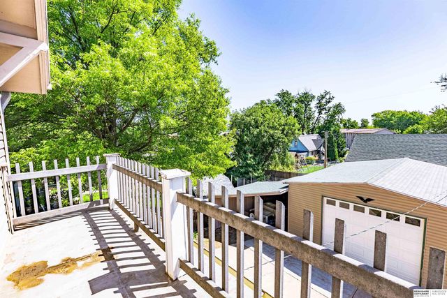 623 S Adams Street, Papillion, NE 68046