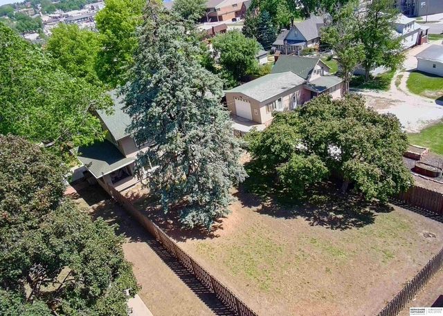623 S Adams Street, Papillion, NE 68046