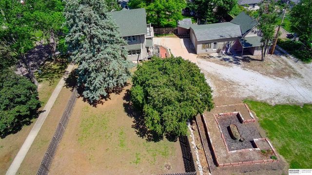 623 S Adams Street, Papillion, NE 68046
