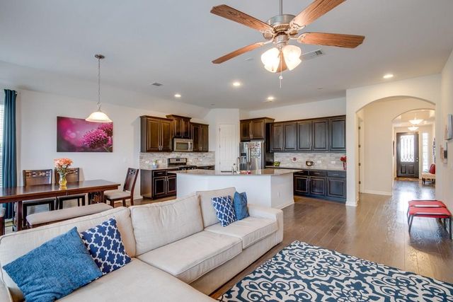 103 Farola CV, Round Rock, TX 78681