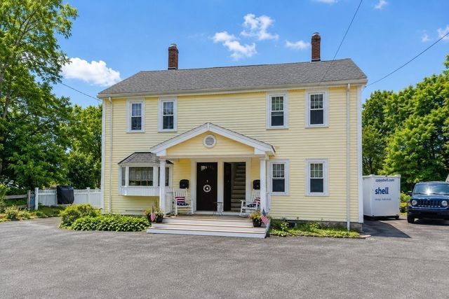 16 Hazelnut Pl 16, Dedham, MA 02026