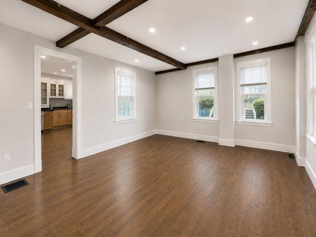 16 Hazelnut Pl 16, Dedham, MA 02026