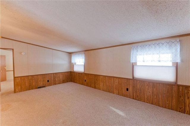 1412 Birchwood Lane, Eau Claire, WI 54703