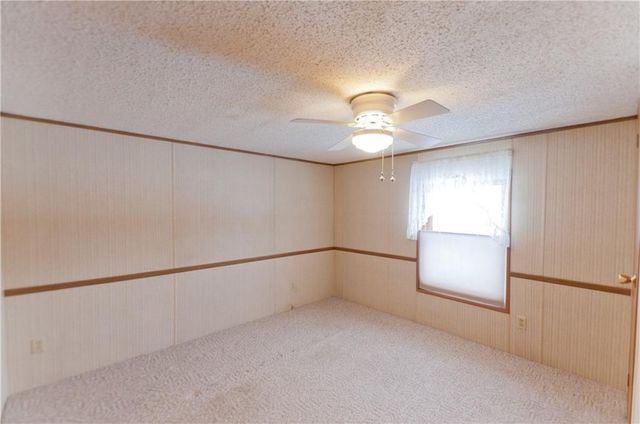 1412 Birchwood Lane, Eau Claire, WI 54703