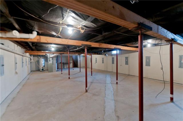 1412 Birchwood Lane, Eau Claire, WI 54703