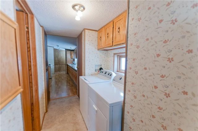 1412 Birchwood Lane, Eau Claire, WI 54703