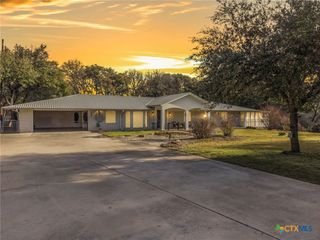 888 Shanklin Road, Belton, TX 76513