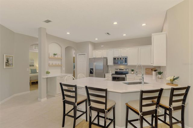 9349 CARNABY DRIVE, Venice, FL 34293