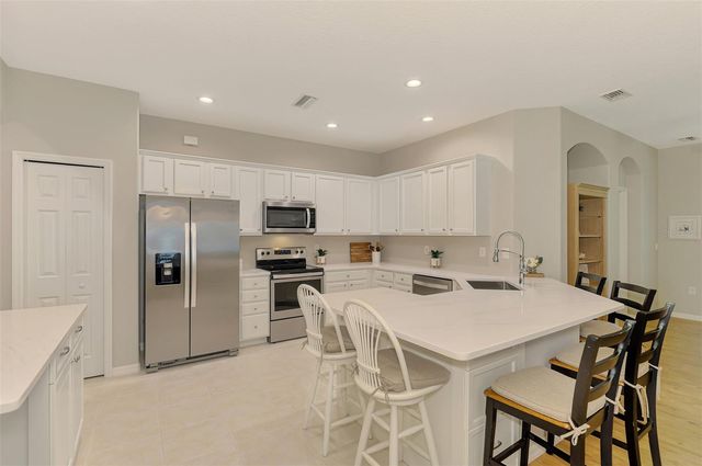 9349 CARNABY DRIVE, Venice, FL 34293