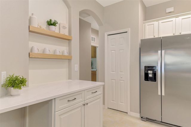 9349 CARNABY DRIVE, Venice, FL 34293