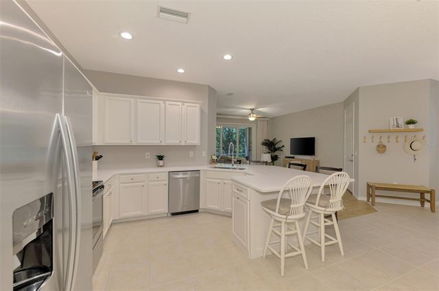 9349 CARNABY DRIVE, Venice, FL 34293
