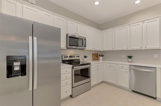 9349 CARNABY DRIVE, Venice, FL 34293