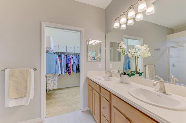9349 CARNABY DRIVE, Venice, FL 34293