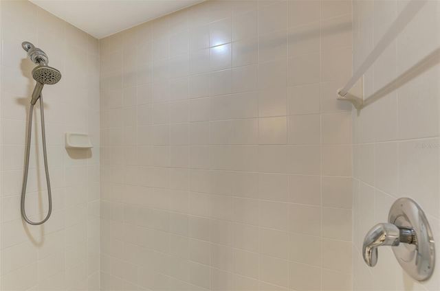9349 CARNABY DRIVE, Venice, FL 34293