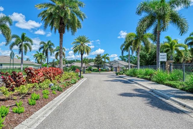 9349 CARNABY DRIVE, Venice, FL 34293