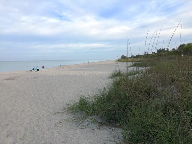 9349 CARNABY DRIVE, Venice, FL 34293