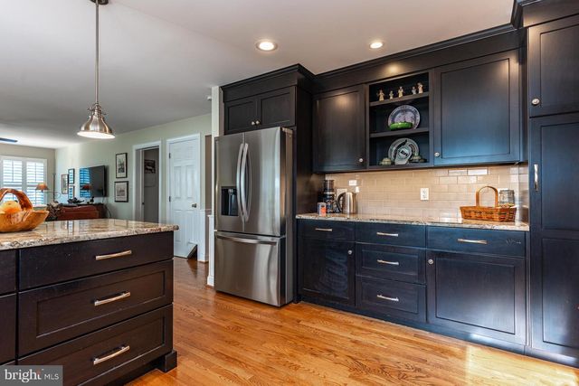 820 WAVERLY RD, Kennett Square, PA 19348