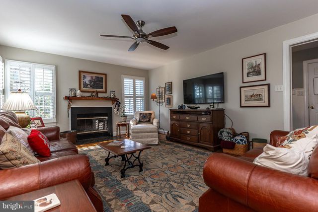 820 WAVERLY RD, Kennett Square, PA 19348