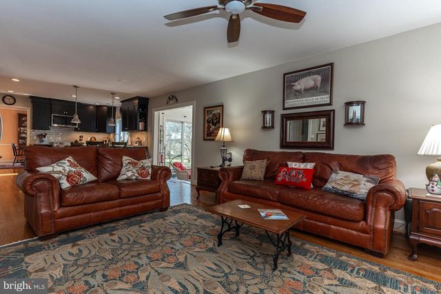 820 WAVERLY RD, Kennett Square, PA 19348