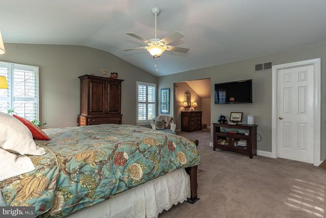 820 WAVERLY RD, Kennett Square, PA 19348