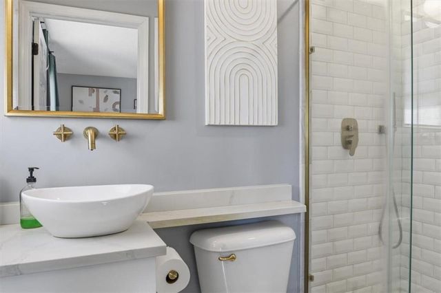 6705 E 126th Street, Grandview, MO 64030