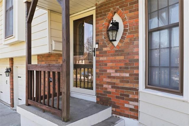 6705 E 126th Street, Grandview, MO 64030