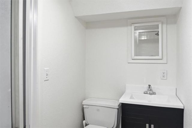 6705 E 126th Street, Grandview, MO 64030