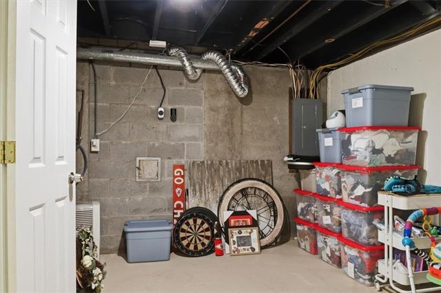 6705 E 126th Street, Grandview, MO 64030