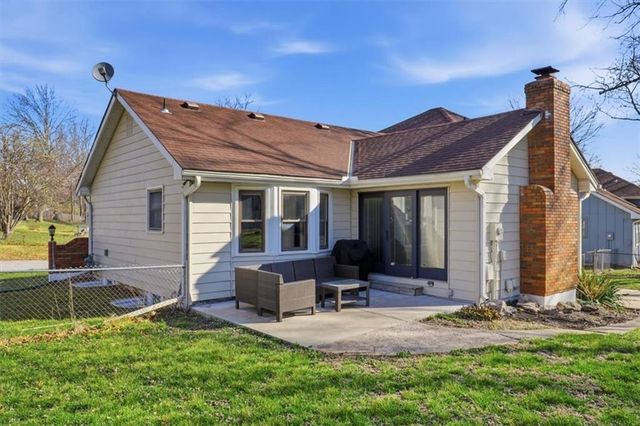 6705 E 126th Street, Grandview, MO 64030