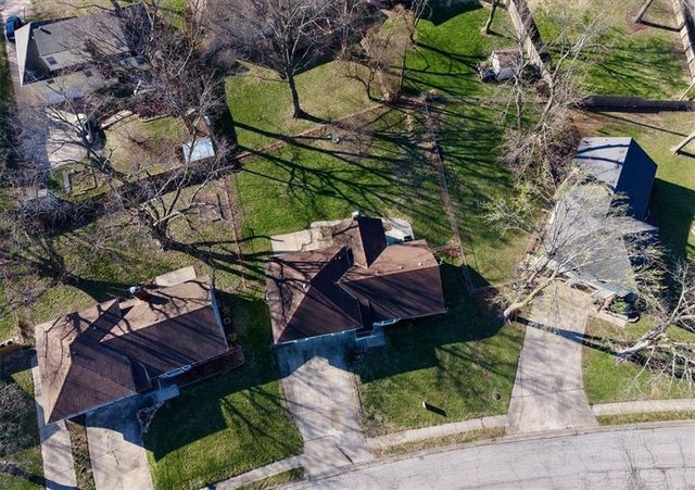 6705 E 126th Street, Grandview, MO 64030