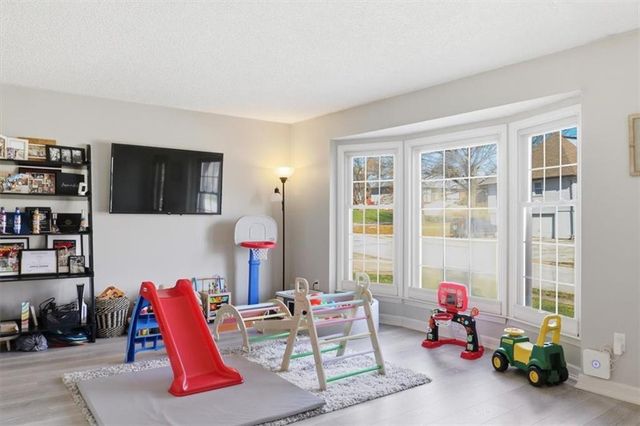 6705 E 126th Street, Grandview, MO 64030