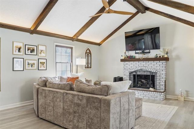 6705 E 126th Street, Grandview, MO 64030