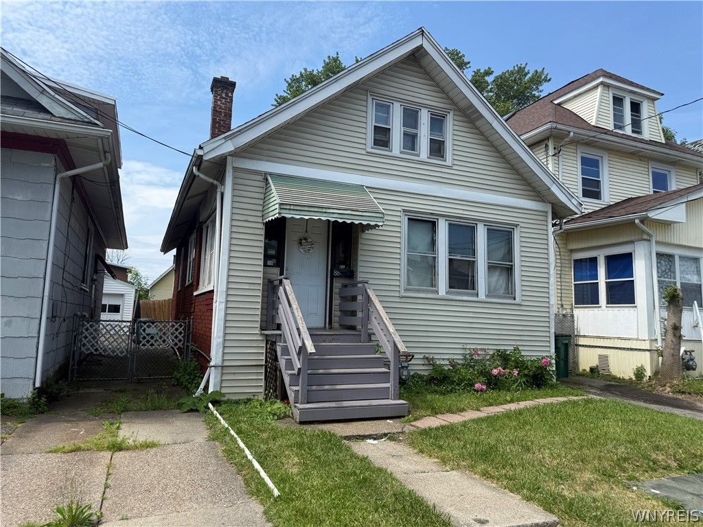 88 Newfield Street, Buffalo, NY 14207