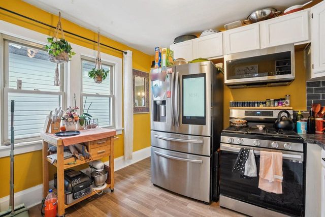 1514 S 57th STREET, West Allis, WI 53214