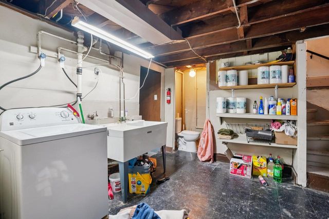 1514 S 57th STREET, West Allis, WI 53214