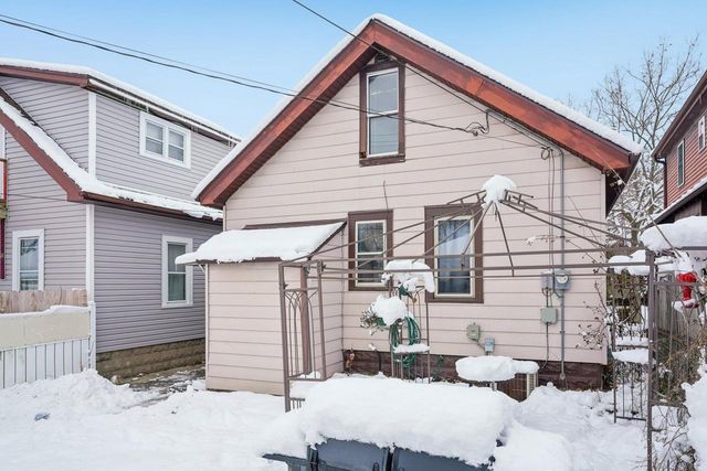 1514 S 57th STREET, West Allis, WI 53214